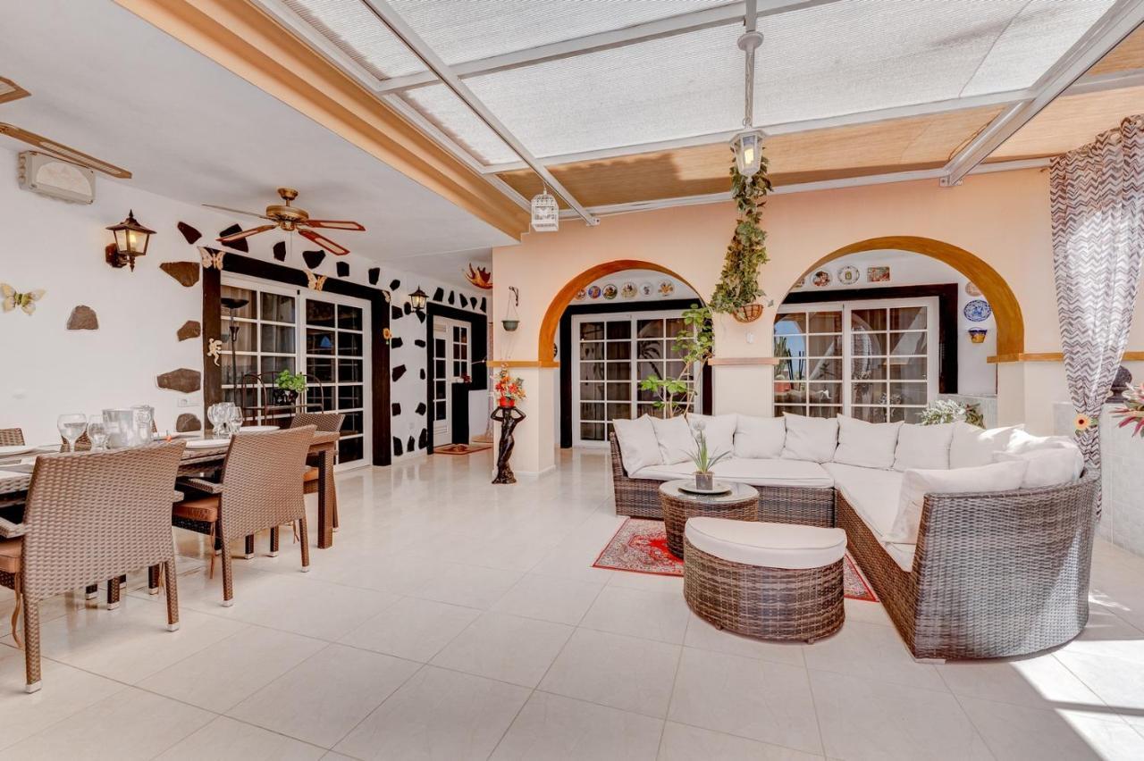 Beautiful Apartment In Terrazas Del Duque I Costa Adeje  Buitenkant foto
