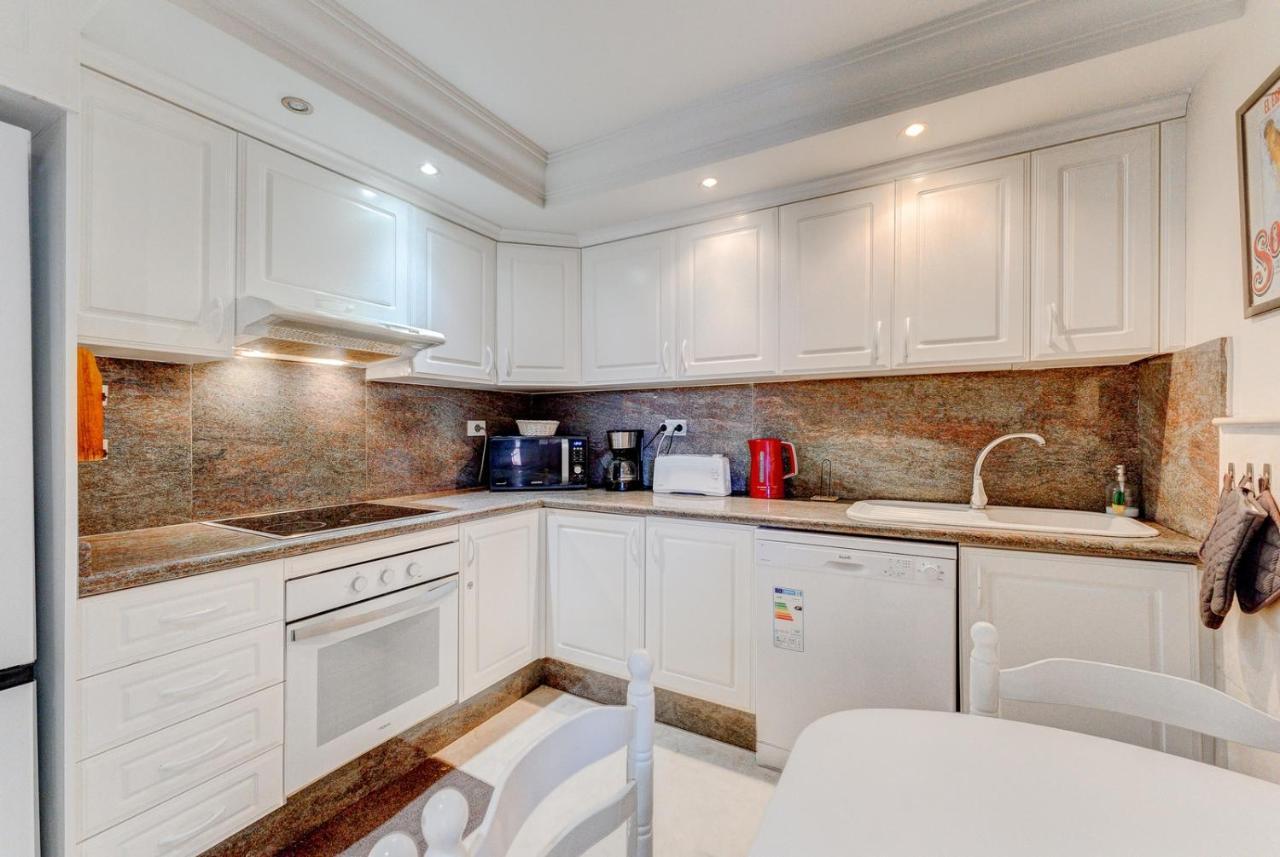 Beautiful Apartment In Terrazas Del Duque I Costa Adeje  Buitenkant foto